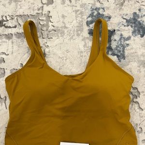 Lululemon golden spice align tank Size 6 EUC
